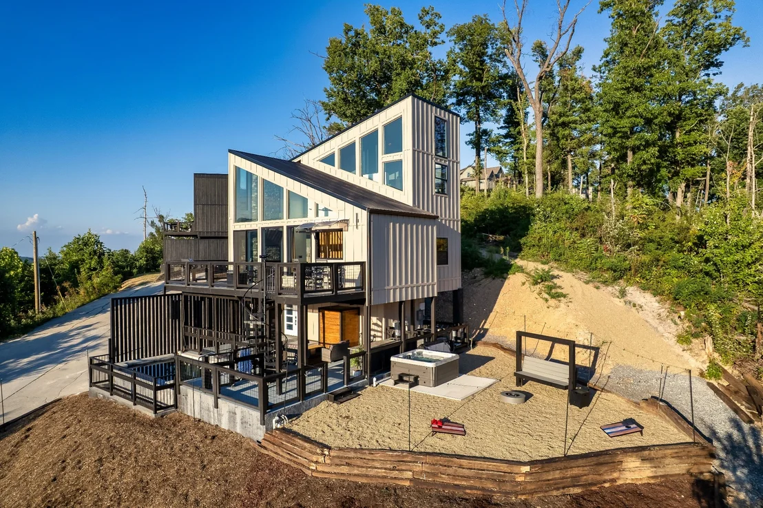 Photo of 2343 Headrick Lead