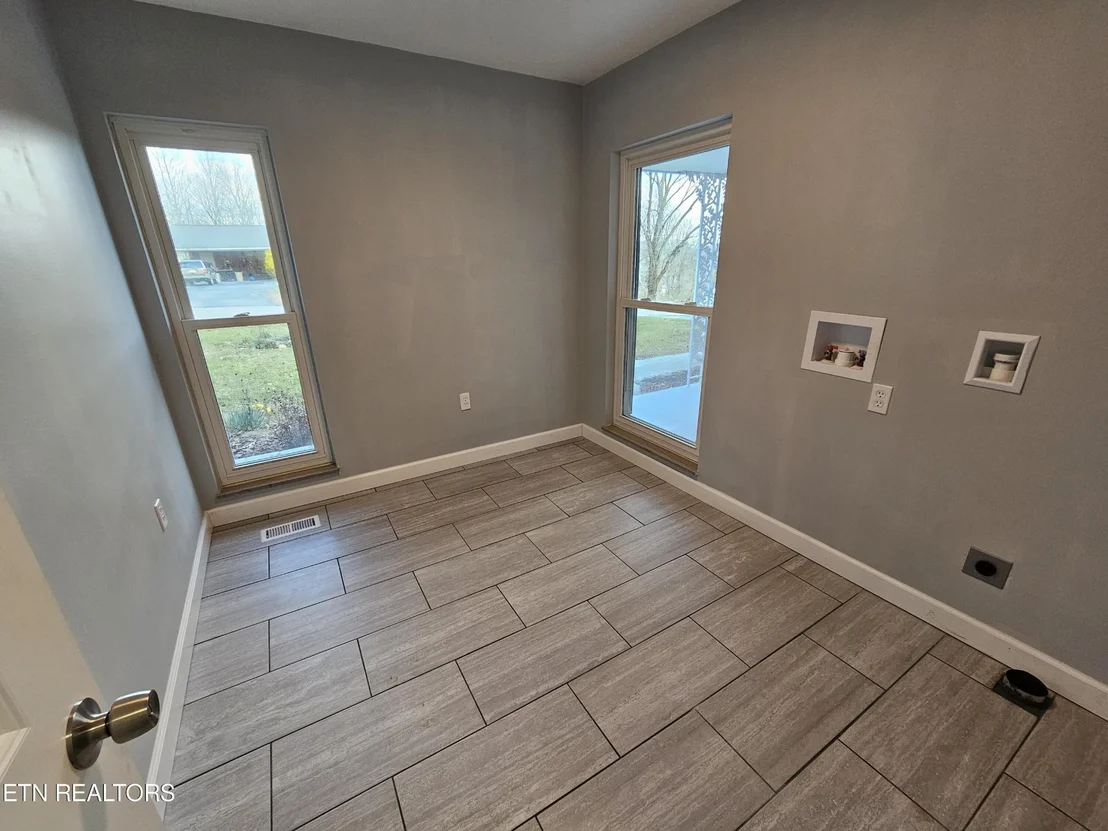 Photo of 327 Longview Drive