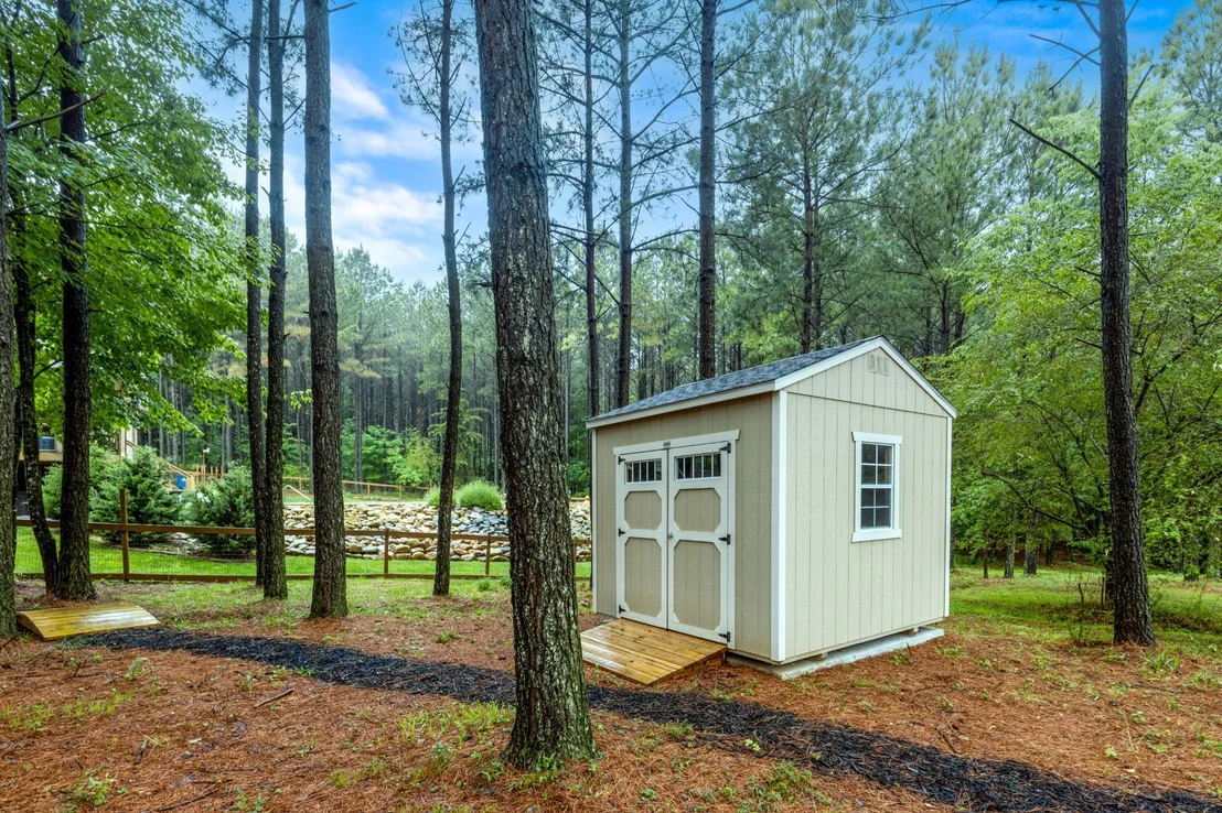 Photo of 2485 River Bluffs Drive