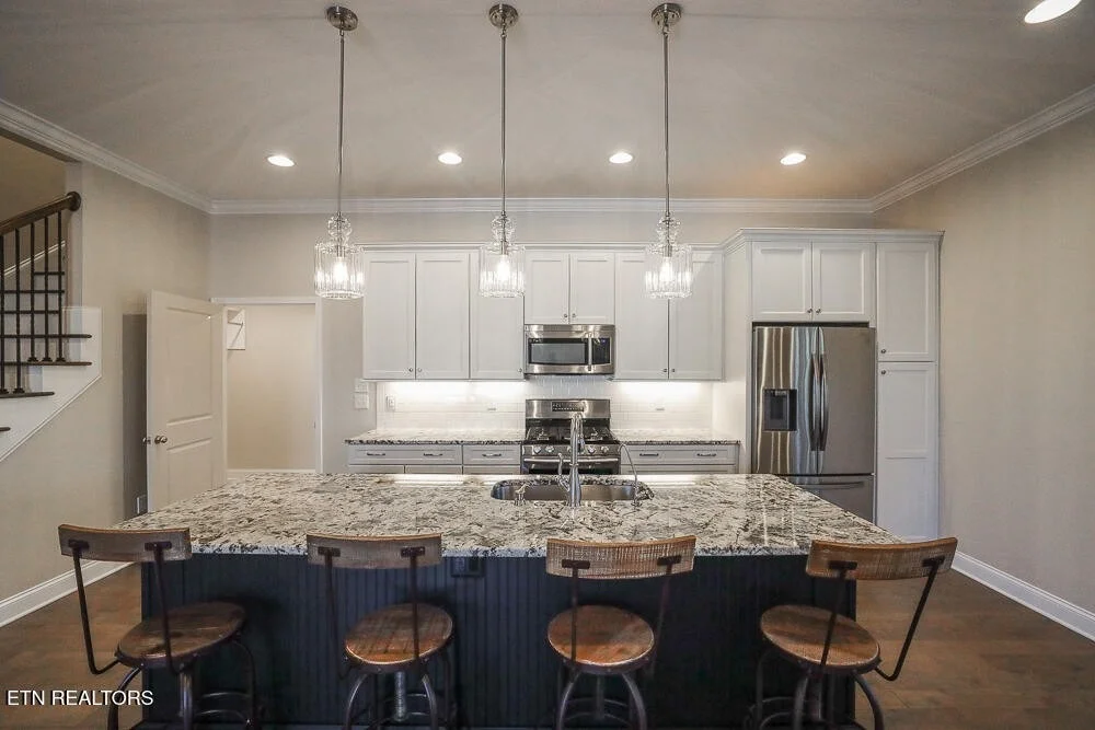 Photo of 1417 Edenbridge Drive