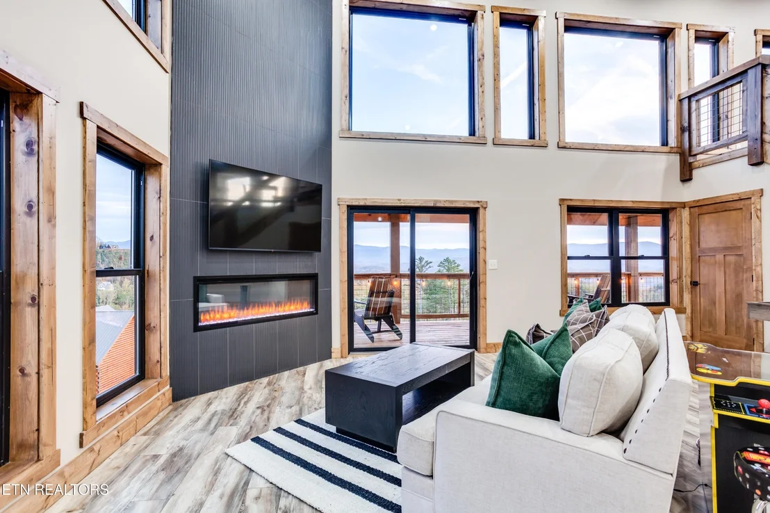 Photo of 2023 Starr Crest Drive