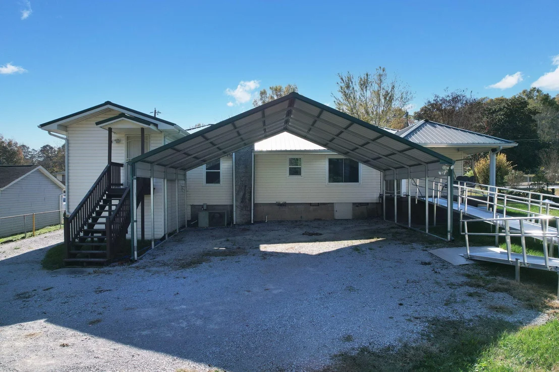 Photo of 3453 Bennett Road