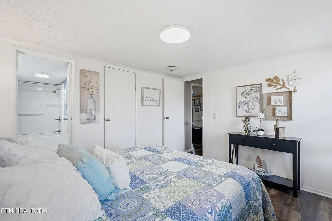 Photo of 281 Willis Rd