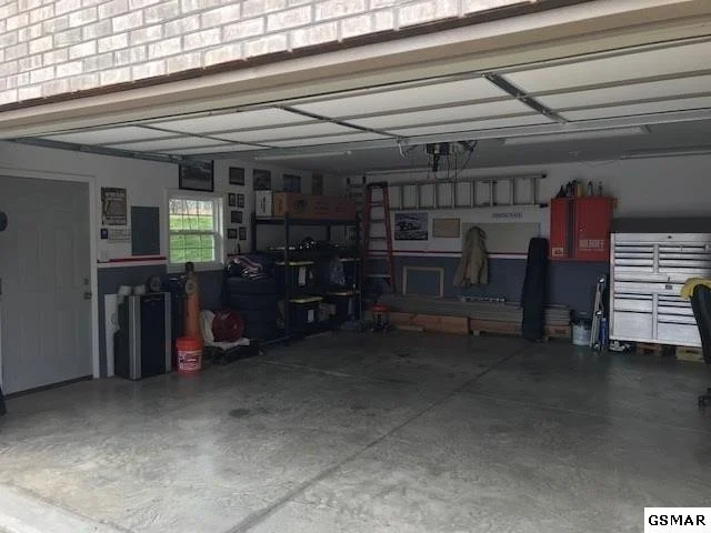 Photo of 619 Southview Circle