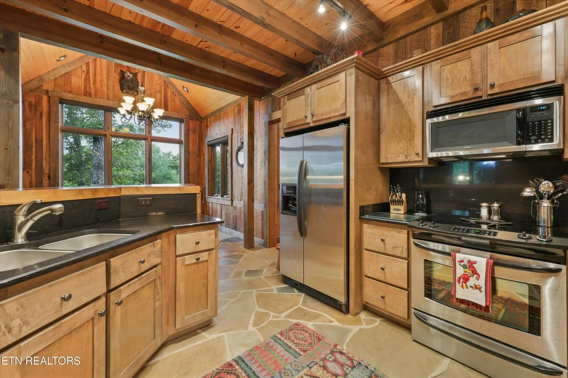 Photo of 993 Red Rock Rd