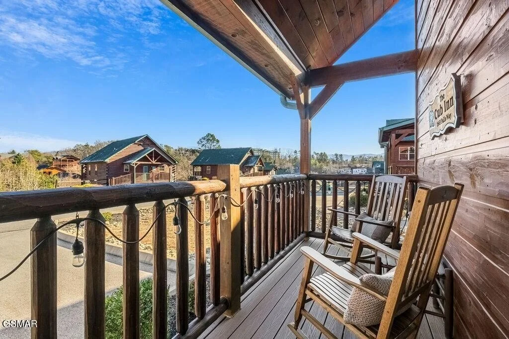 Photo of 1663 Falls Way