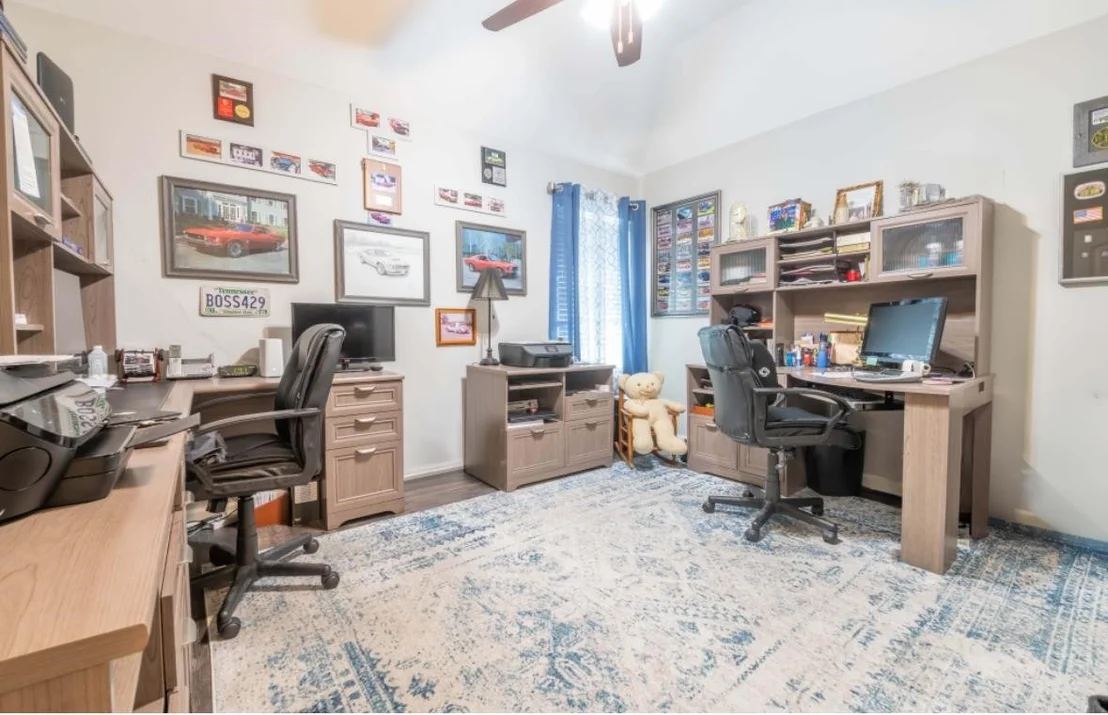 Photo of 240 HEDGE ROSE BLVD