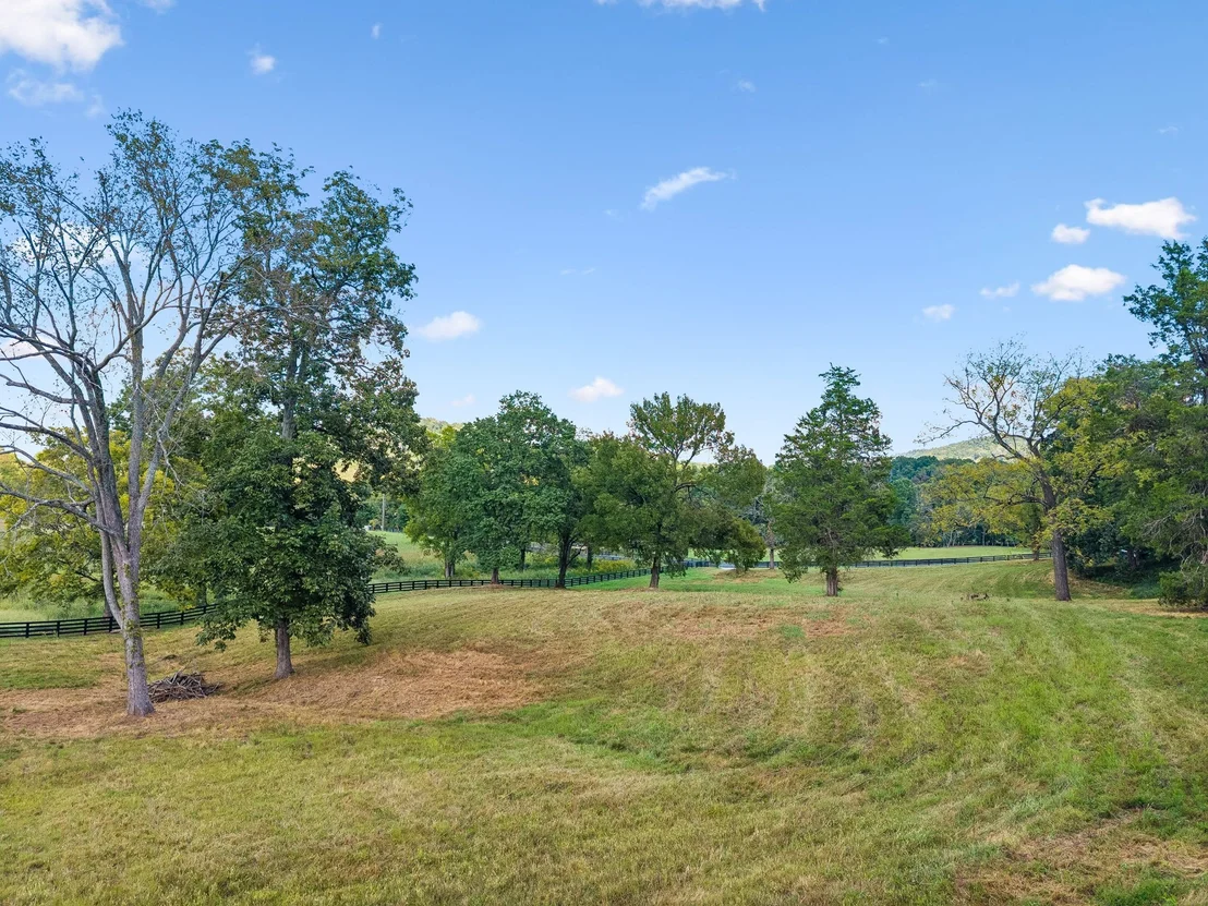 Photo of 1025 Tulloss Rd