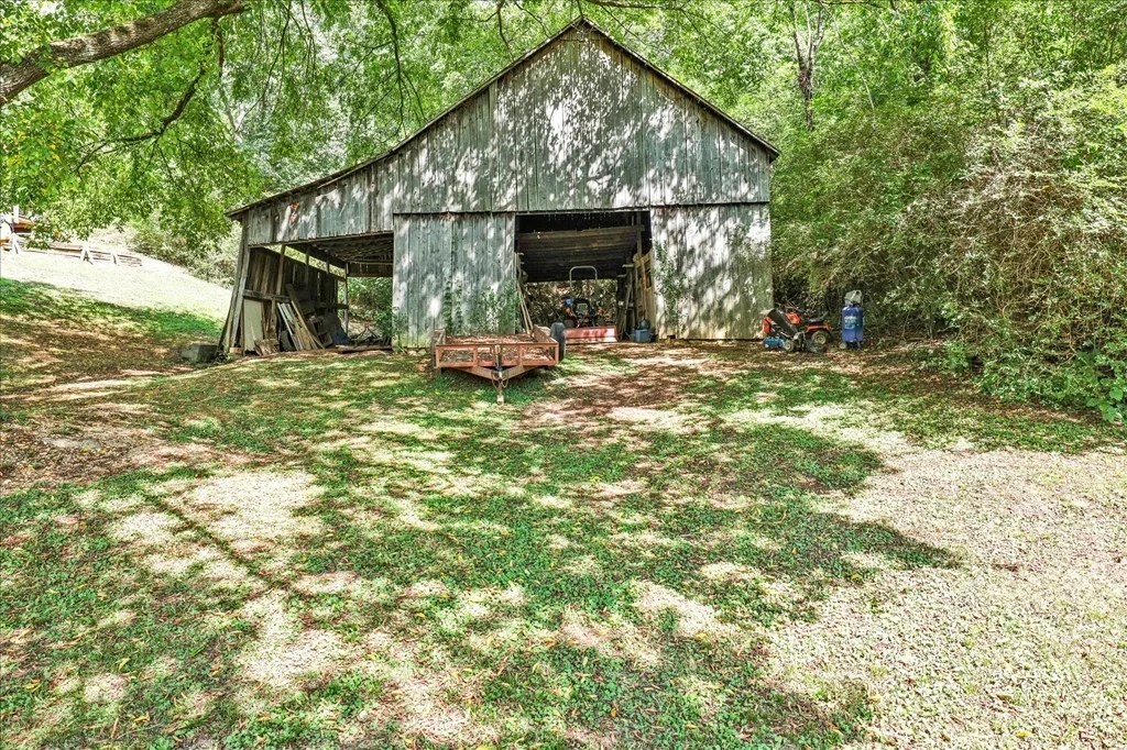 Photo of 1352 Helton Road