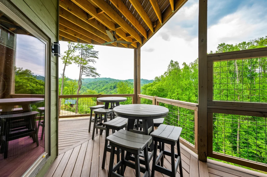 Photo of 1237 Hemlock Drive