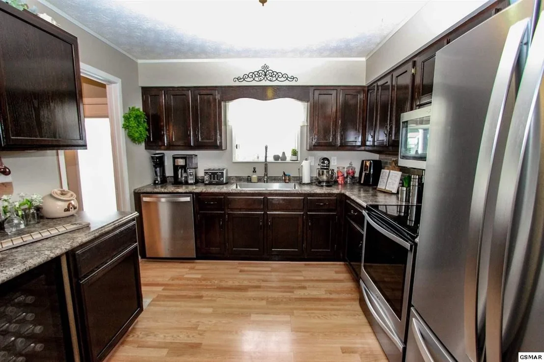 Photo of 179 Brookview Drive