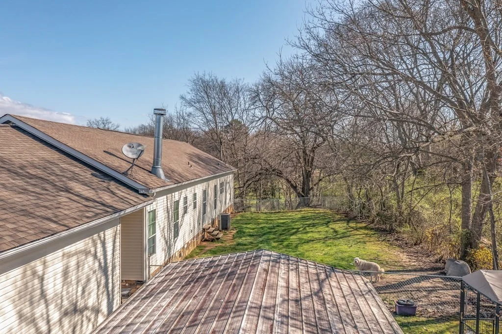Photo of 552 JONES Circle