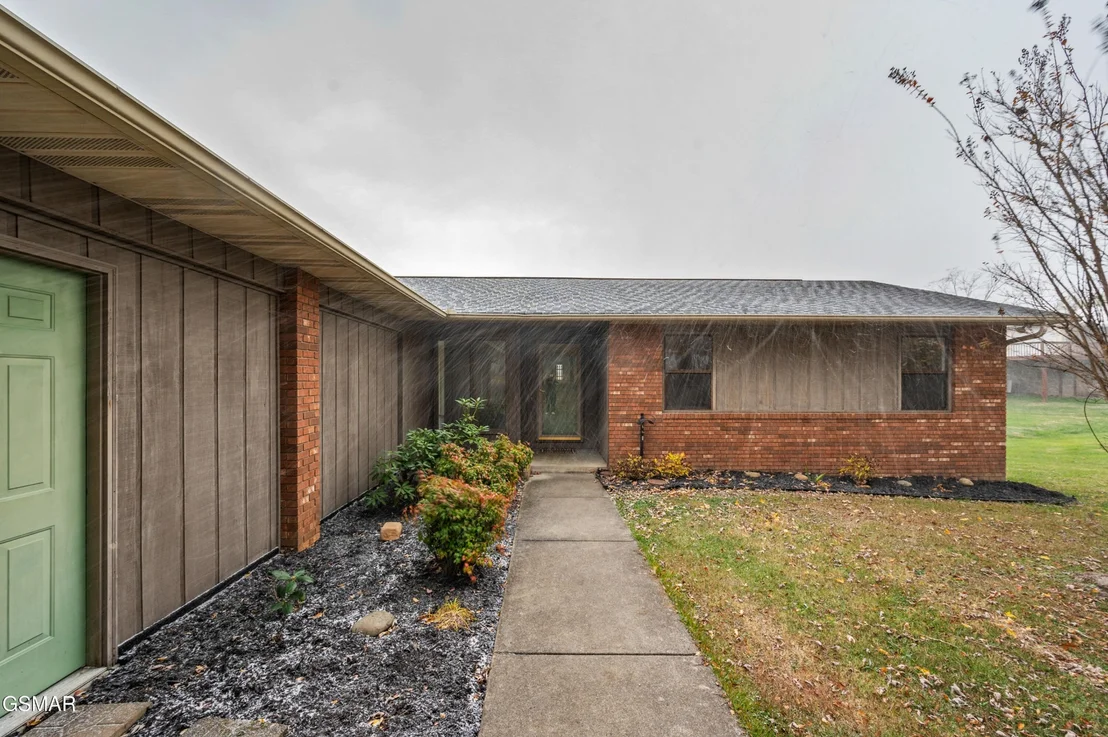 Photo of 1405 Cherokee Drive