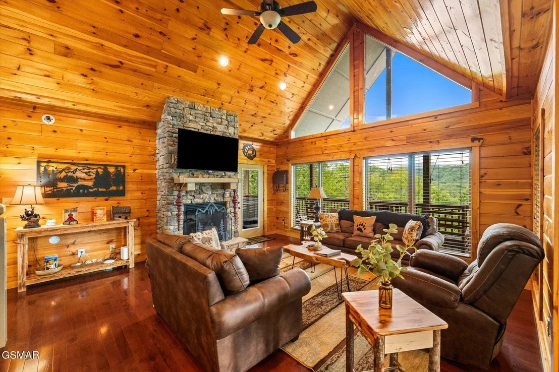 Photo of 4052 Ridgeback Ln