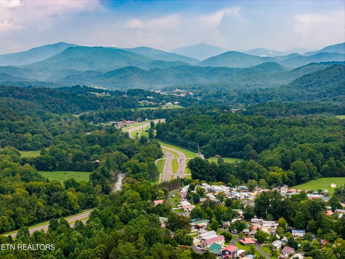 Photo of 449 Mountain Thrush Drive