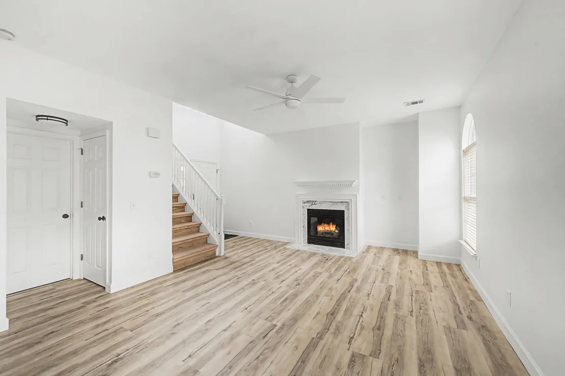 Photo of 82 Heaton Close