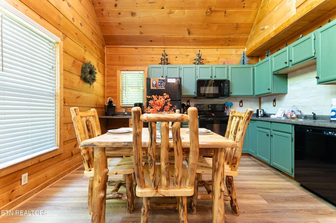 Photo of 1031 Elm Circle