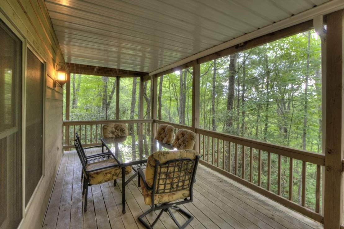 Photo of 121 Greystone Way