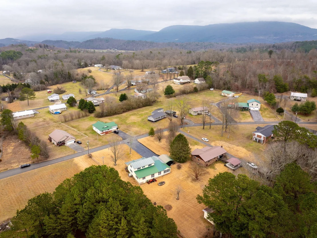 Photo of 102 Hobbs Ridge Road