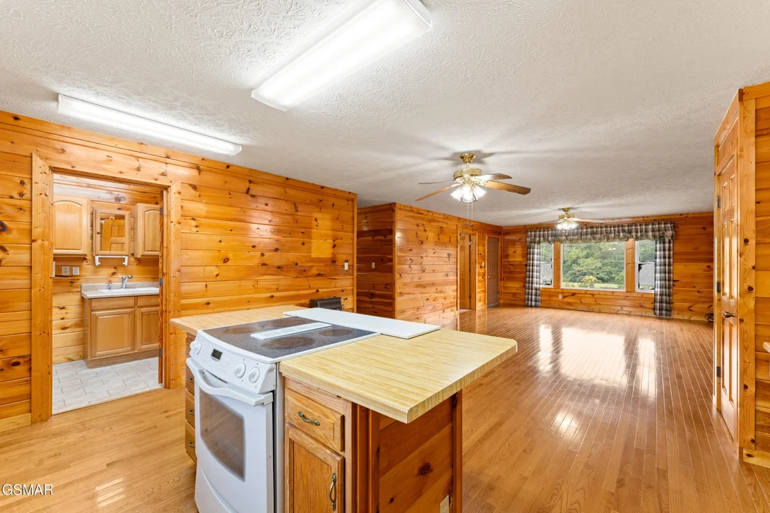 Photo of 7197 Old Tuckaleechee Road