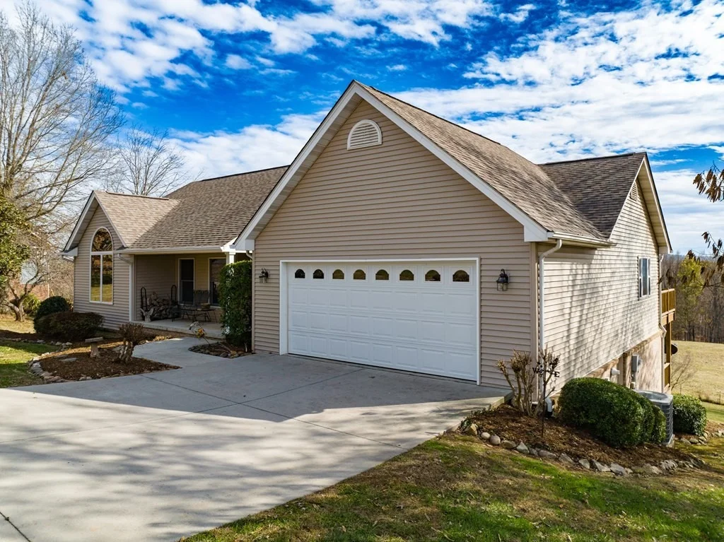 Photo of 3930 SETTLERS Trail