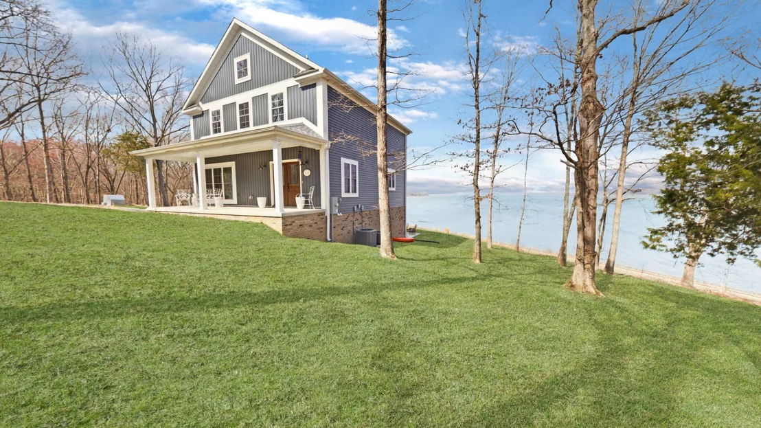 Photo of 191 Wayne Cir