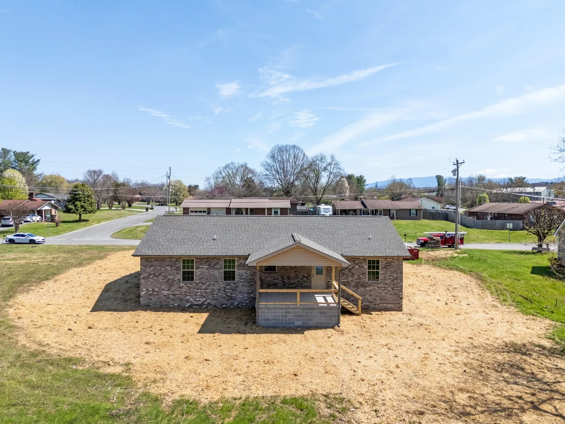 Photo of 208 Rivers Edge Lane