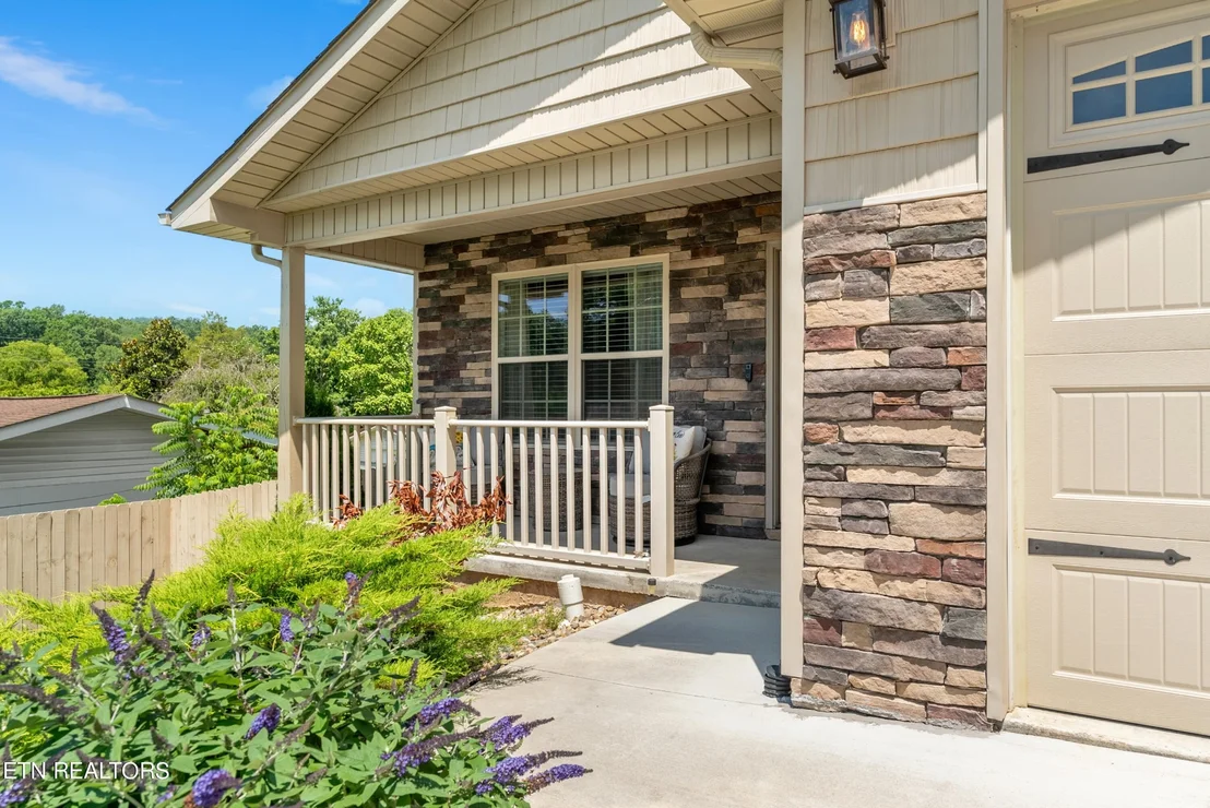 Photo of 314 Two View Rd