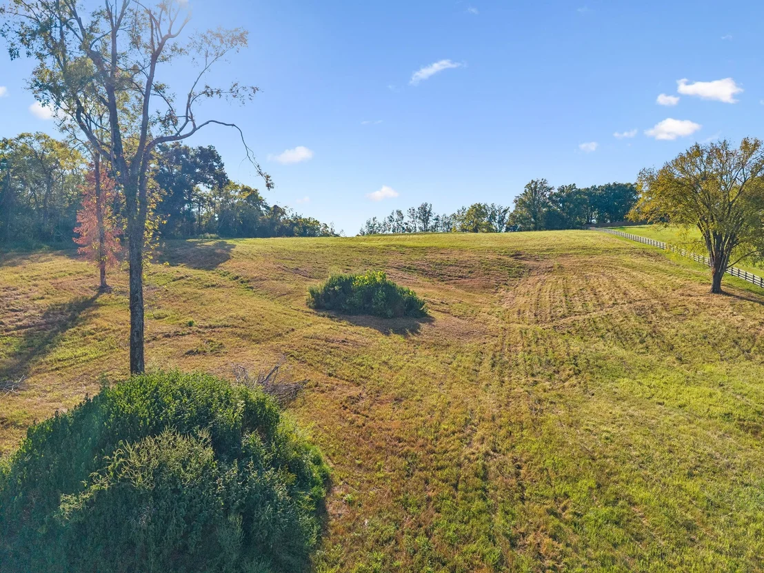 Photo of 1025 Tulloss Rd