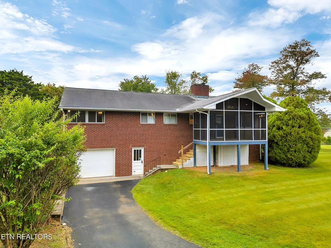 Photo of 7000 Wright Rd