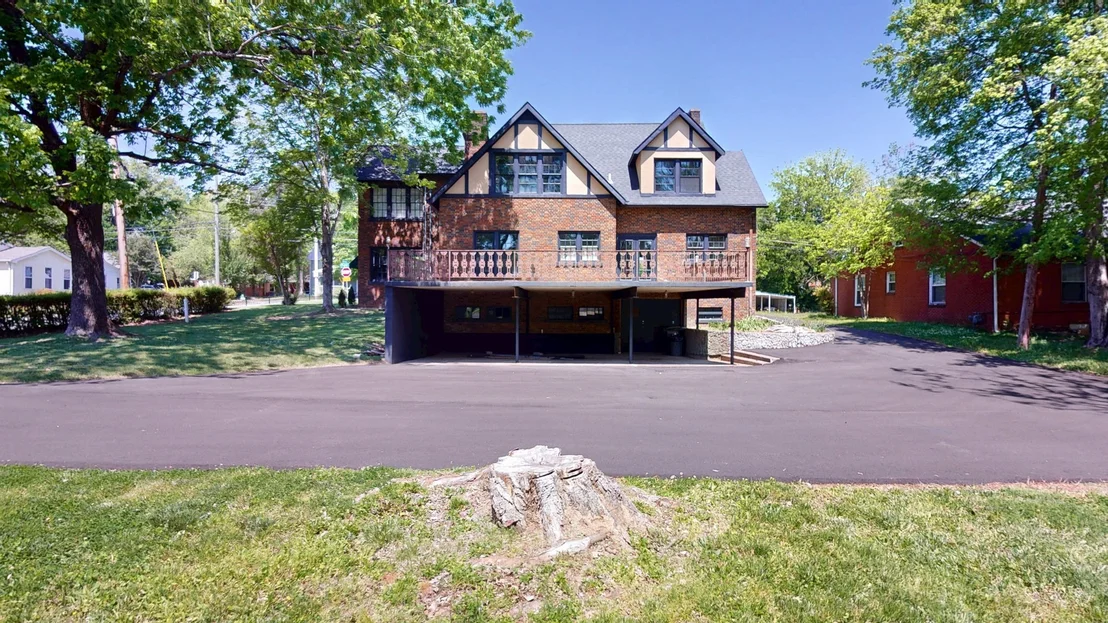 Photo of 1007 Poplar St