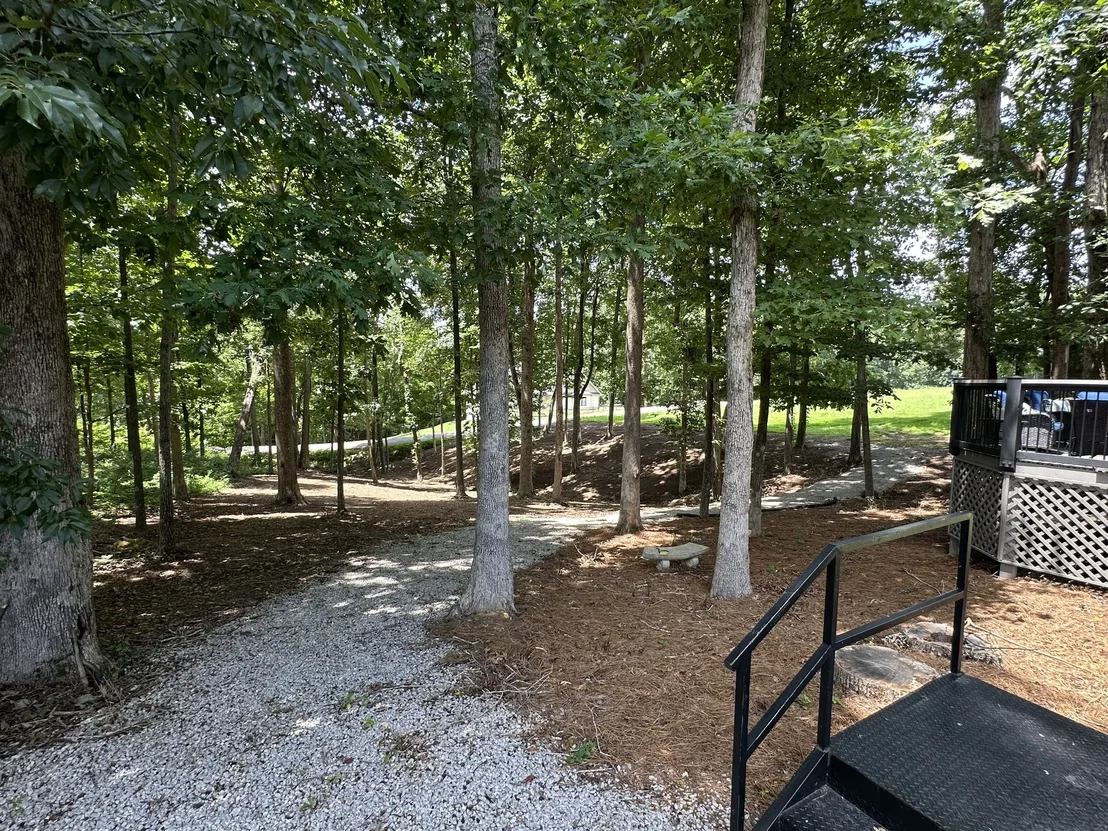 Photo of 105 Andrews Dr