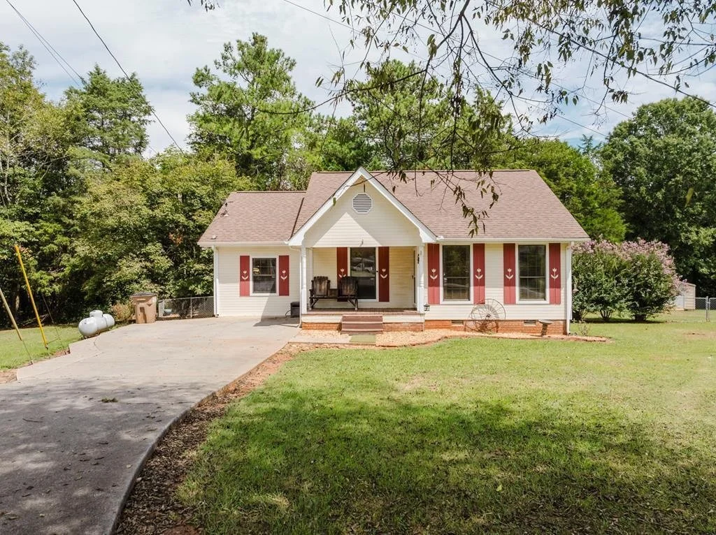 Photo of 4516 Crestway Drive