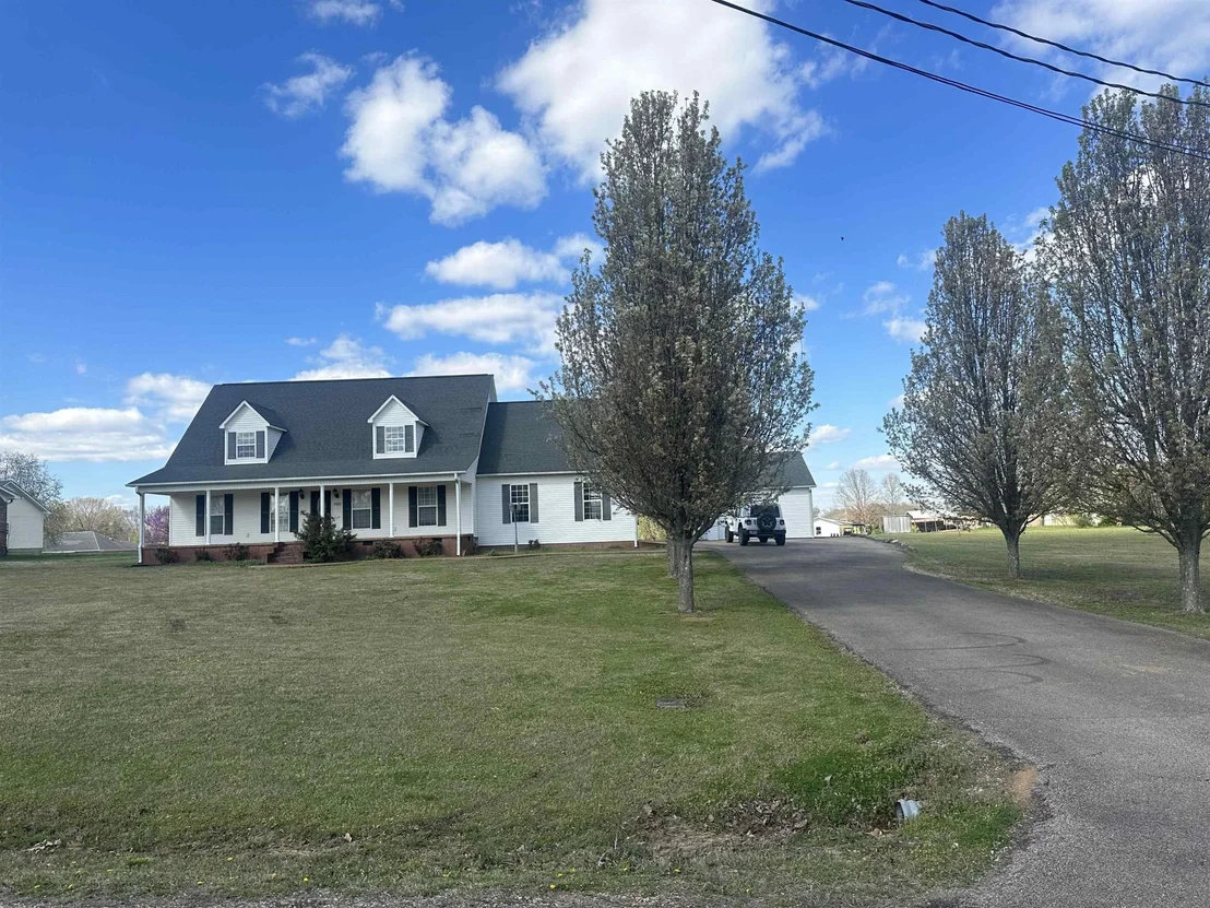 Photo of 300 DOVE DR