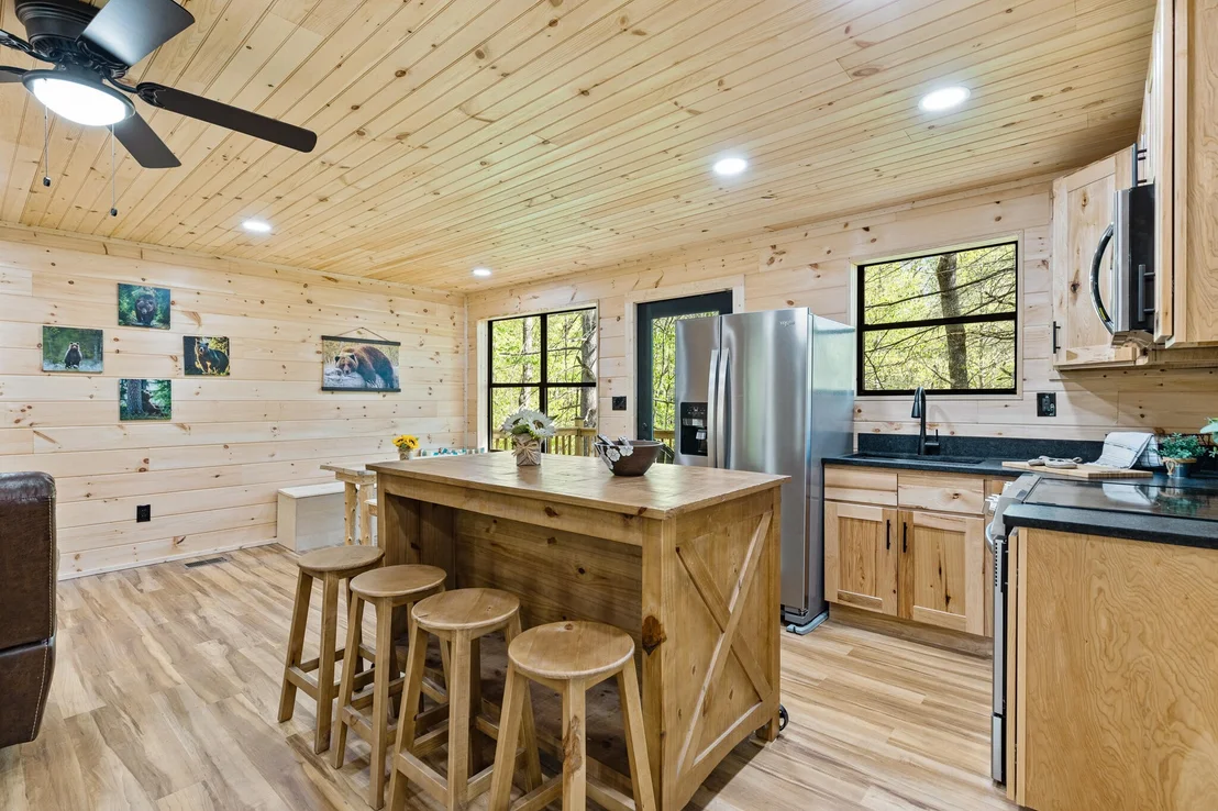 Photo of 1080 Shell Mountain Road