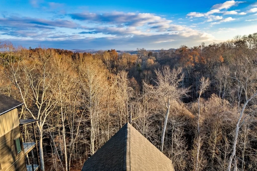 Photo of 410 Compass Point Way