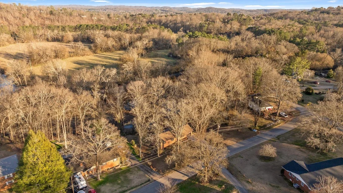Photo of 142 Douglas Drive