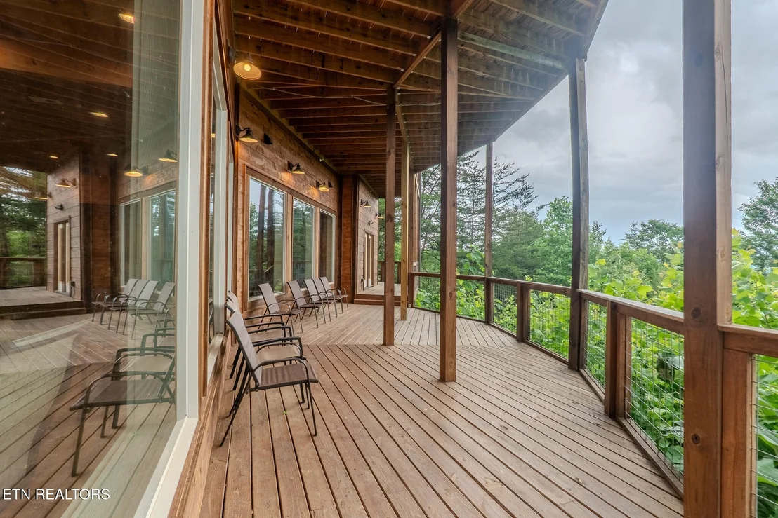 Photo of 2414 Hackberry Drive