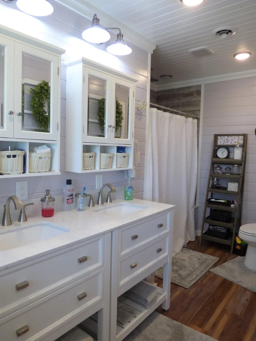 Photo of 674 Whippoorwill Drive