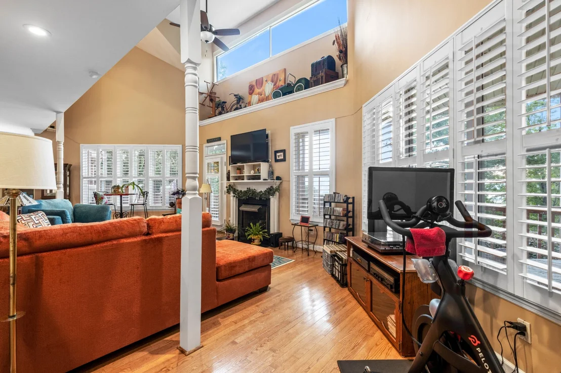 Photo of 355 Myers Avenue