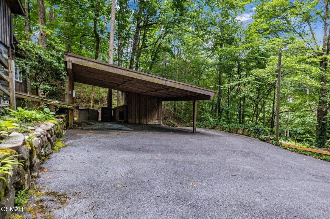 Photo of 2741 Mountain View Circle