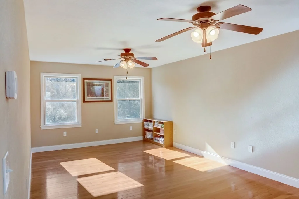 Photo of 1310 Laura Lane