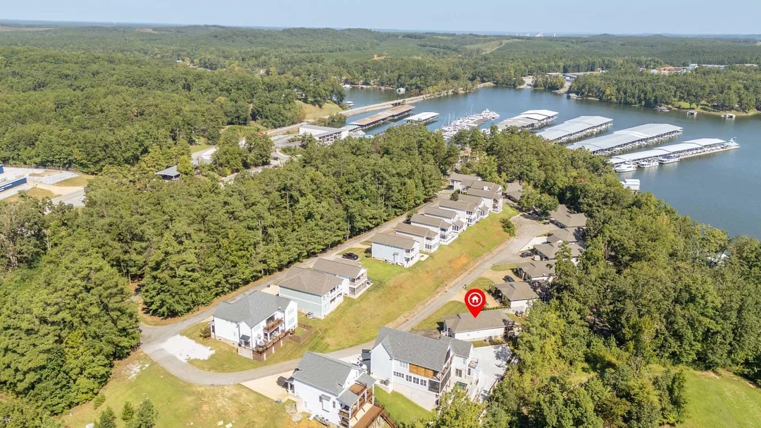 Photo of 27 HARBOR DR