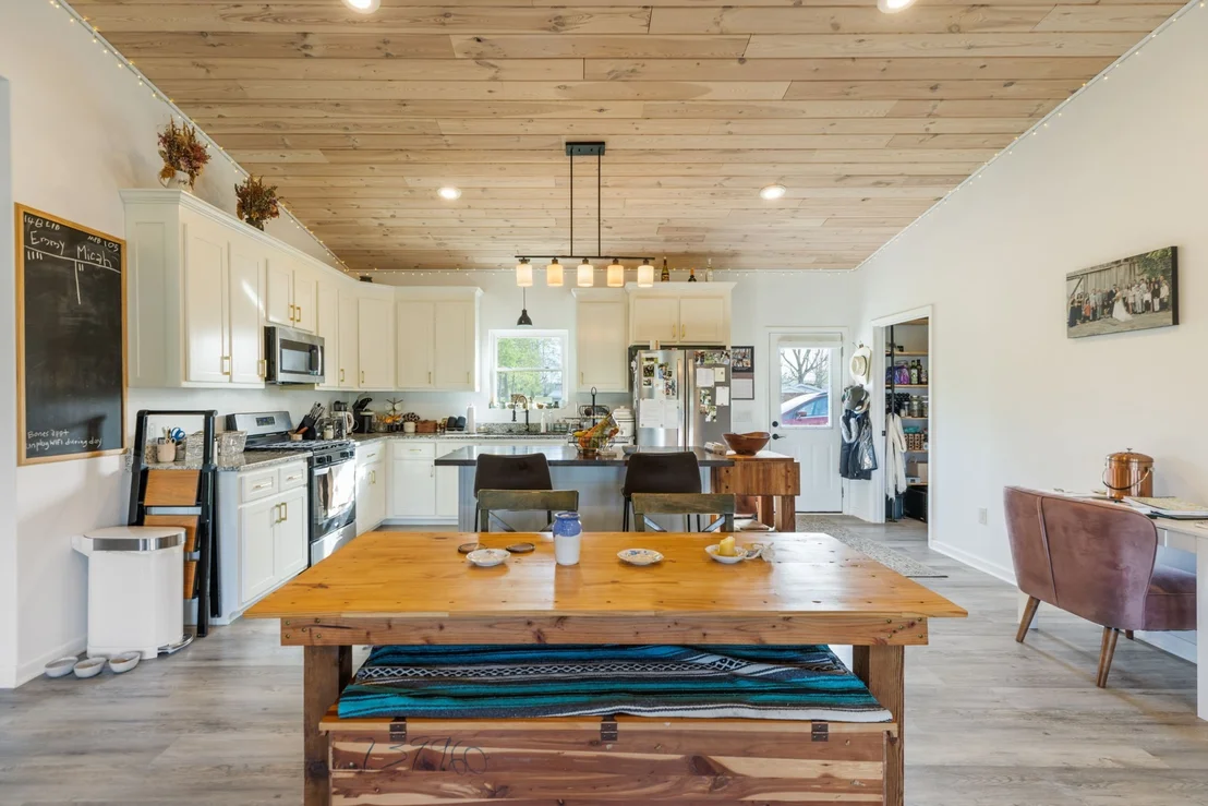 Photo of 448 Duncan Cir