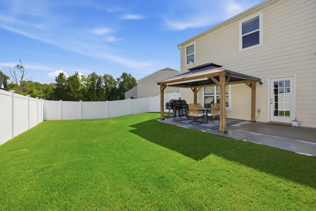 Photo of 49 Ridgelake Circle