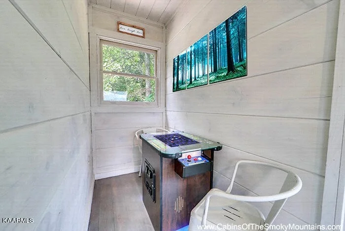 Photo of 1012 Ski View Lane