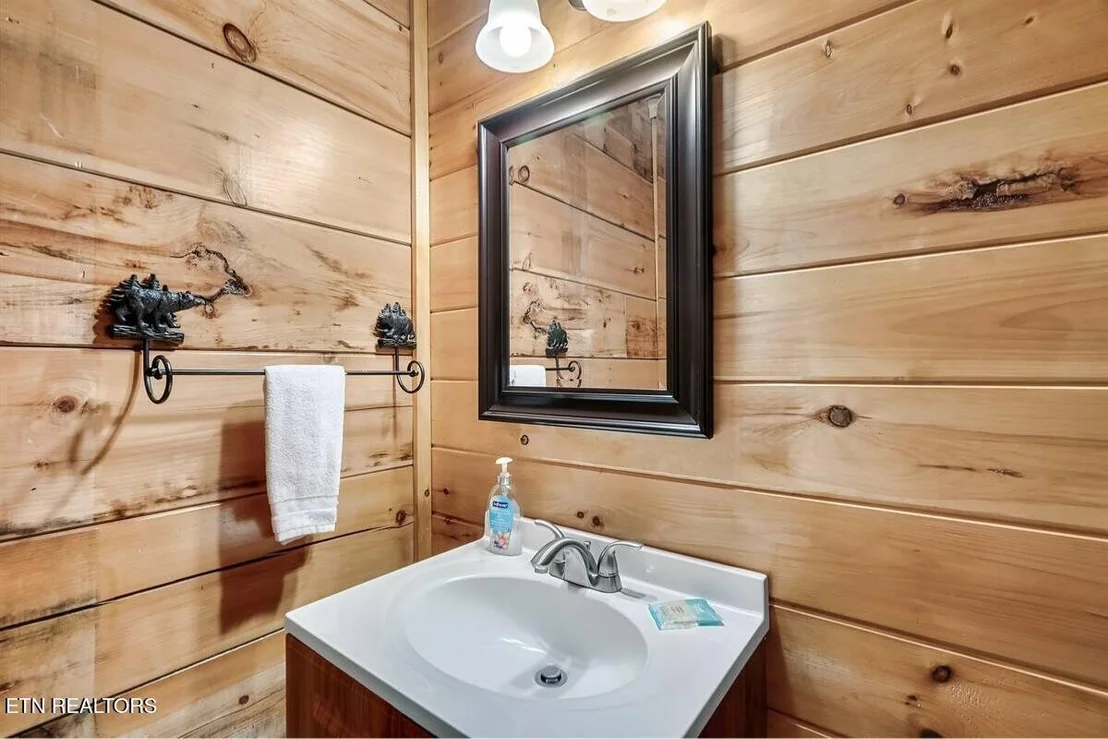 Photo of 2140 Bear Haven Way