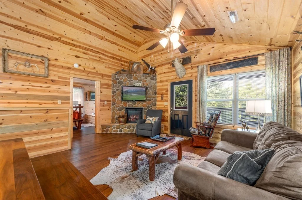 Photo of 426 Alpine Mountain Way