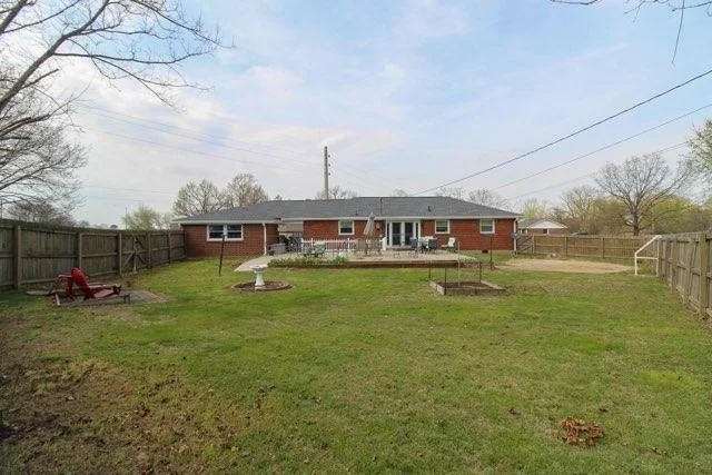Photo of 1800 Meadowbrook Dr