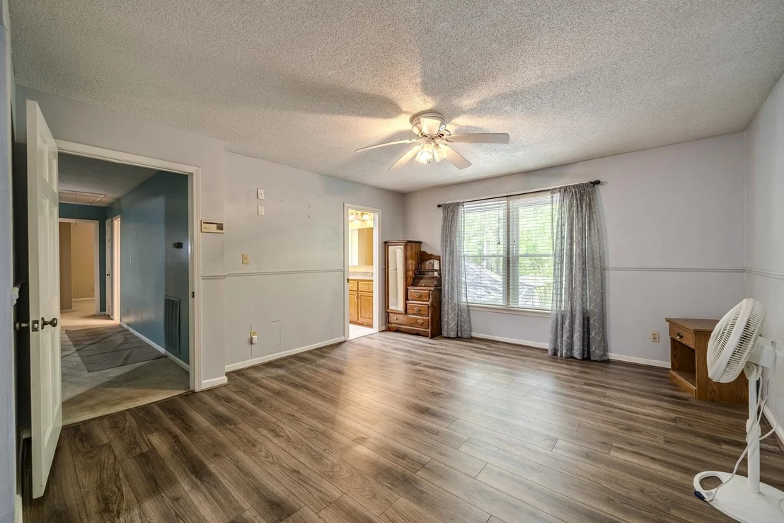 Photo of 101 BOB ST